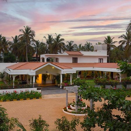 העיר בנגלור Stayvista At Silver Oak Farm - Breakfast Included מראה חיצוני תמונה